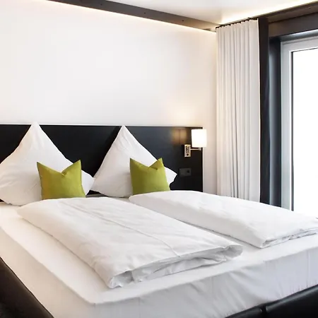 Ru By Wmm Hotel